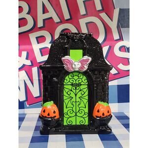 BBW Halloween Haunted House 2021 Foaming Soap Holder Bathroom Sink Decor